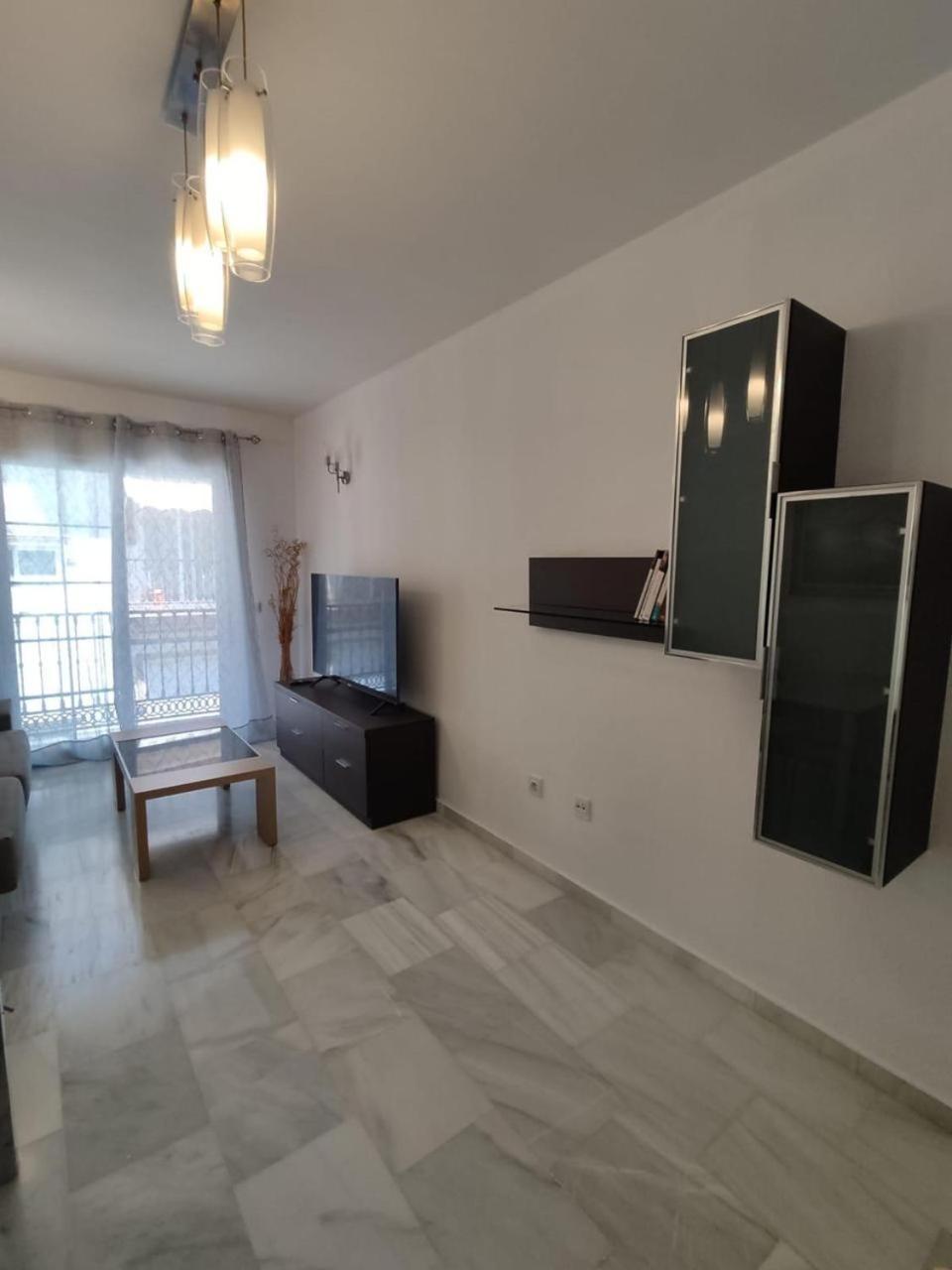 Mar Azul Apartment Фуeнхирола Екстериор снимка