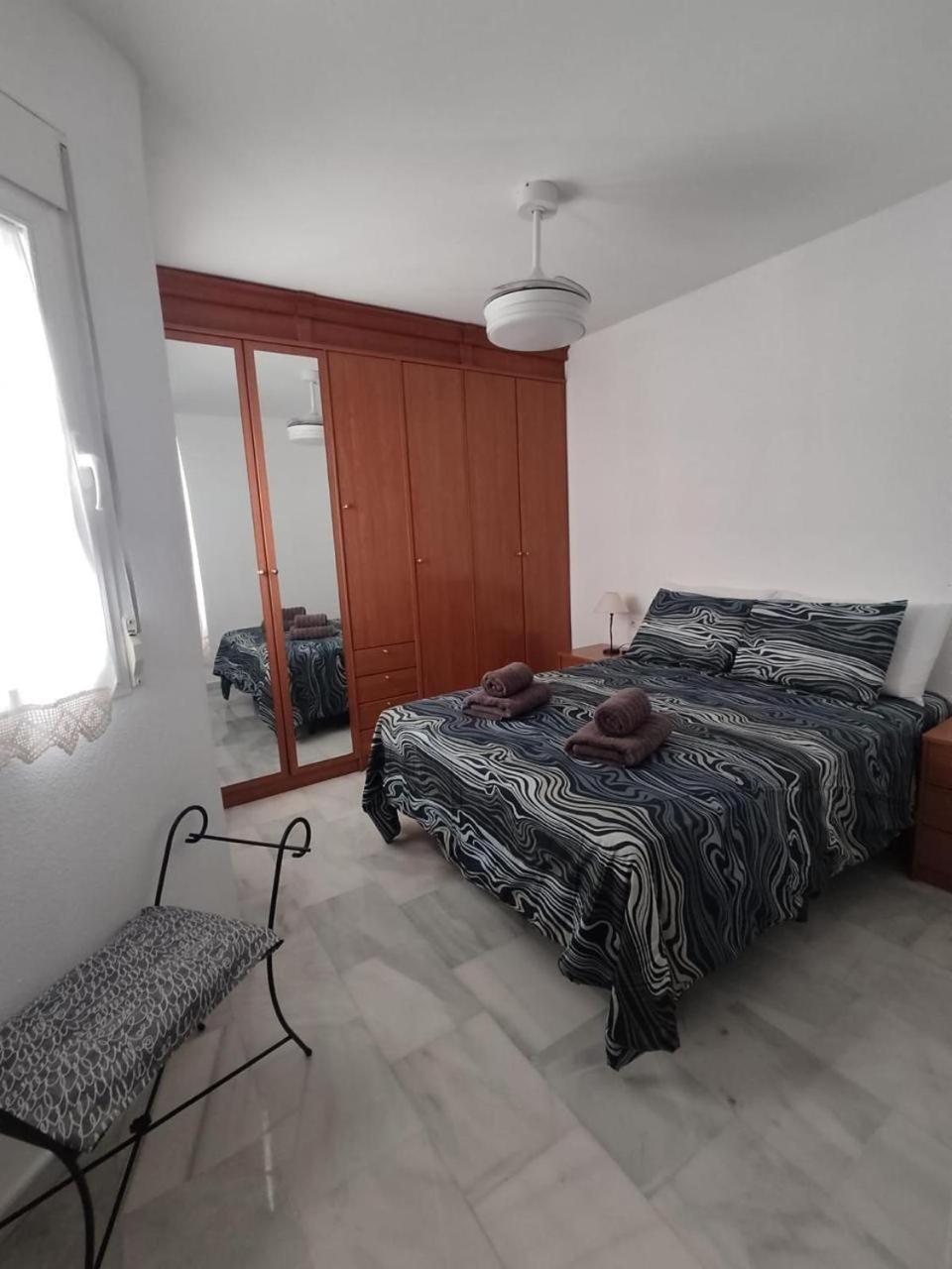 Mar Azul Apartment Фуeнхирола Екстериор снимка