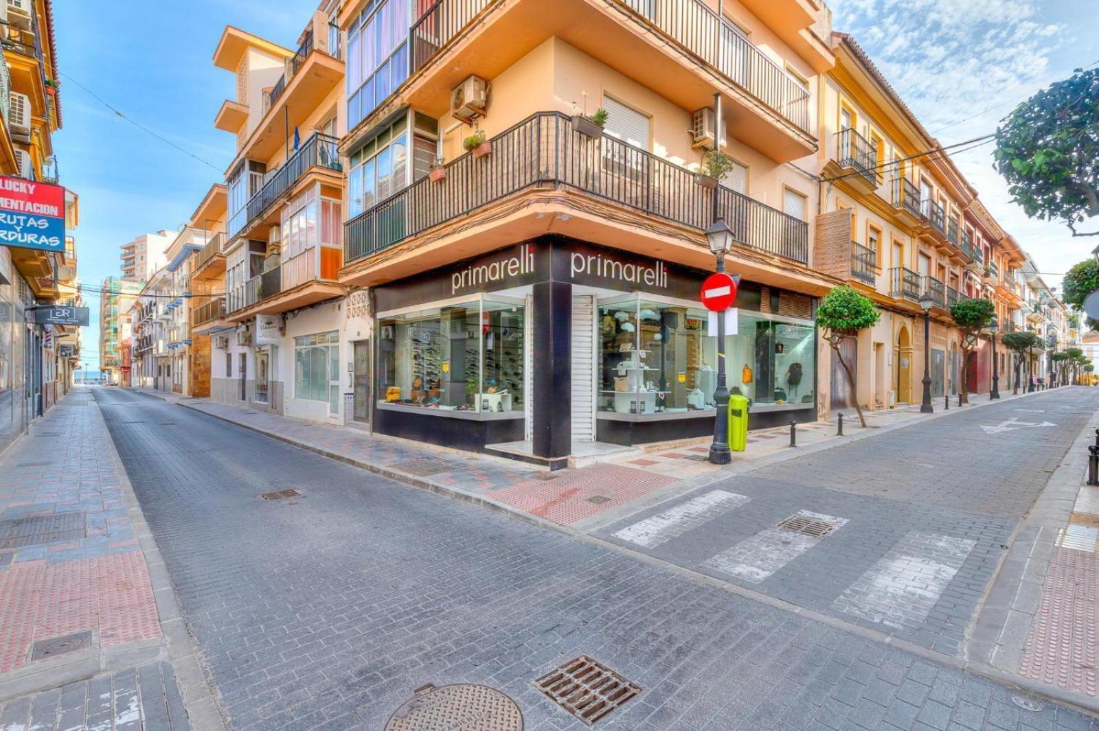 Mar Azul Apartment Фуeнхирола Екстериор снимка